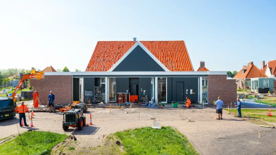 Aggregaat huren bouwplaats Zuid-Holland: gids 2026